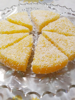 Una foto de "Pastel de naranja, limón y coco"
