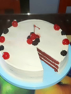 Una foto de Red velvet cake