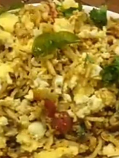 முட்டை சாதம் (Muttai satham recipe in tamil) செய்முறை முக்கிய புகைப்படம்