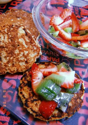 Una foto de Hot cakes de banana y avena ✨