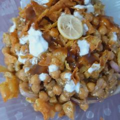 A picture of Chana chat.