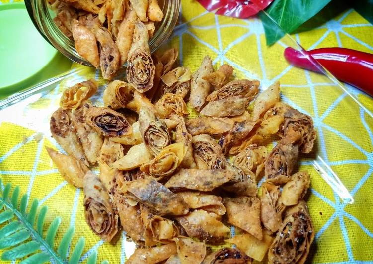 Resep Terbaru Keripik Kulit Lumpia Bumbu Balado Lezat Mantap