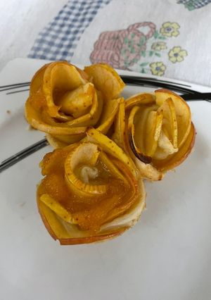 Foto principal de Rosas de hojaldre y manzana
