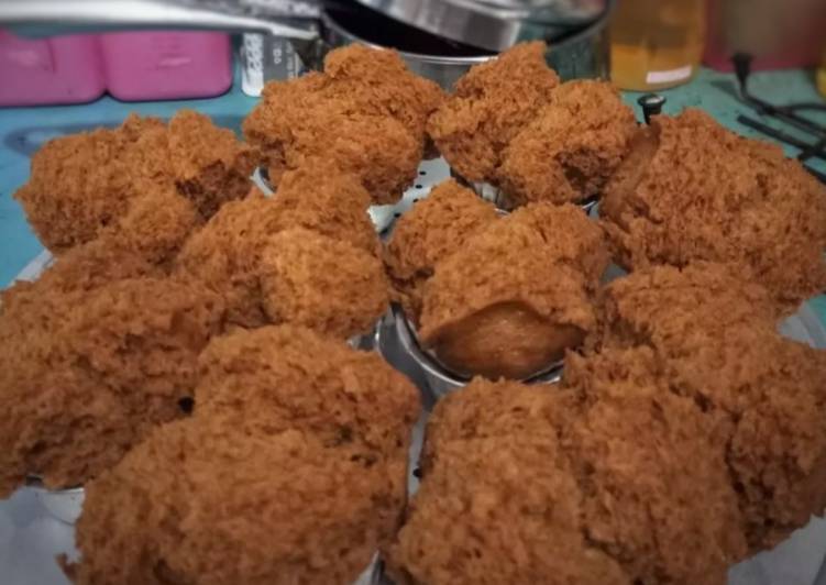 Resep Bolu kukus gula merah mekar yang Enak Banget