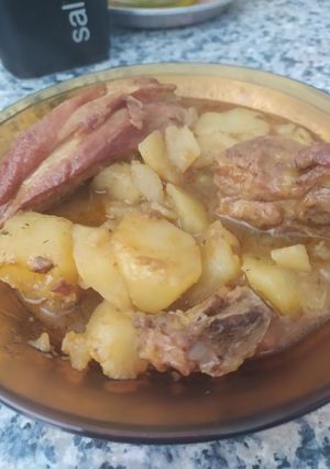 Una foto de Costillas guisadas con patatas