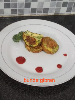 Foto resep Omelet Sayur Isi Keju