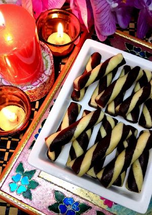 A picture of Chocolate burfi roll.