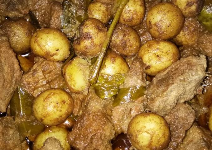 Rendang Daging Baby Potato