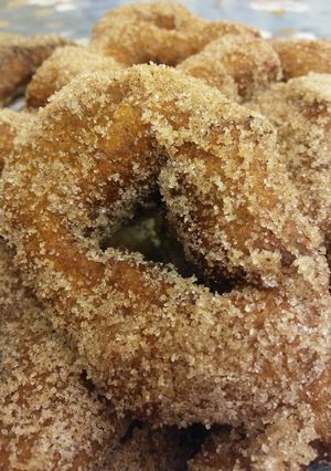 Una foto de Buñuelos de naranja y canela