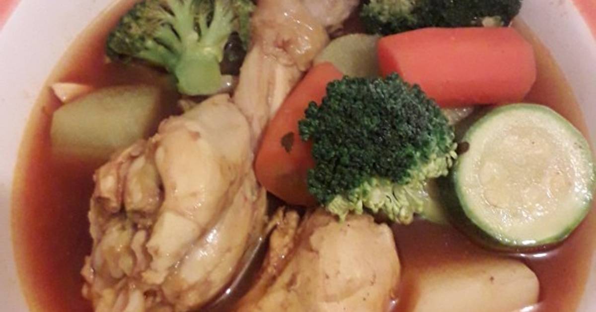 Caldo de pollo, (rojo) Receta de Esther Soto Cookpad