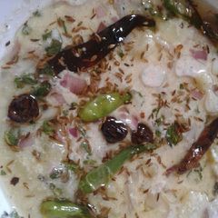 A picture of Yoghurt potato onion Raita.