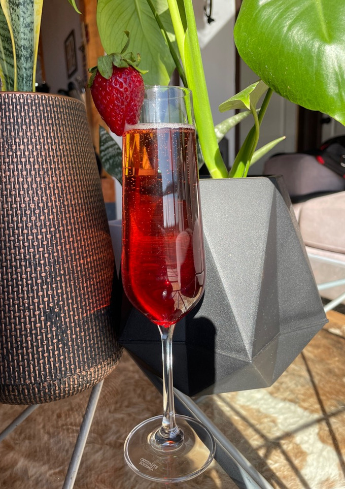 Una foto de Kir Royal