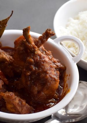 কষা মাংস রেসিপির প্রধান ছবি