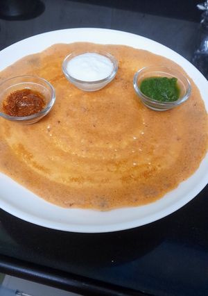 A picture of #BRR मिक्स डाळी घावन (adai).