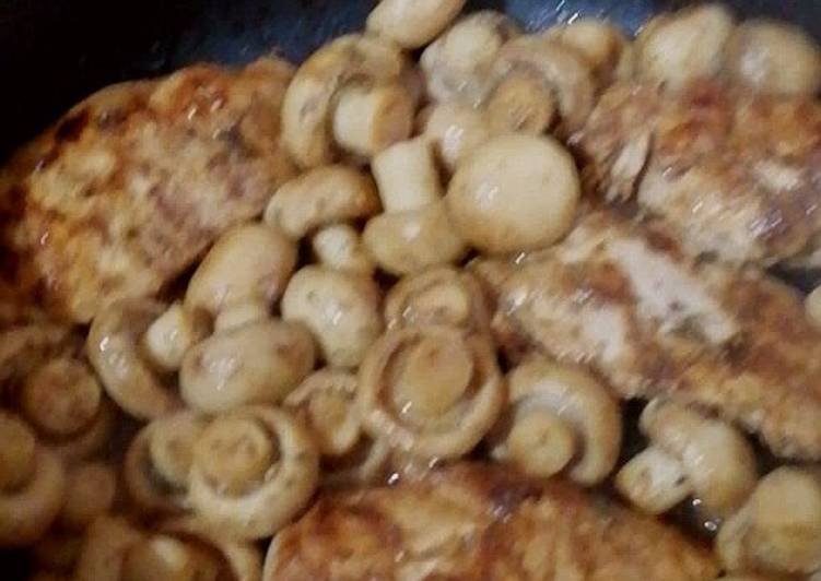 Simple Way to Prepare Ultimate Glazed Chicken with Mushroom