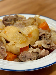 日式馬鈴薯燉肉 (平底鍋版) 的食譜成品照片
