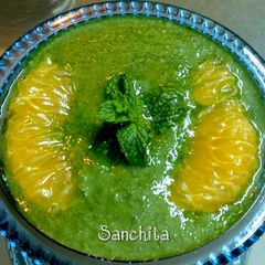 A picture of Orange Mint Coriander chutney.
