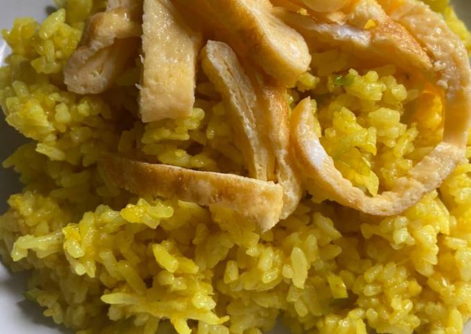 Resep Nasi Goreng Kunyit, Bisa Manjain Lidah
