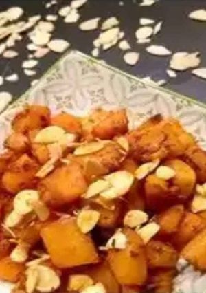 Une photo de Potimarron au romarin et aux amandes