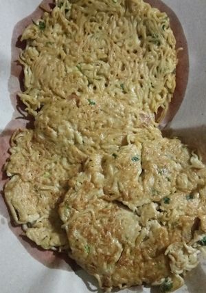 Foto resep Omelet Mie (Pizza Mie)