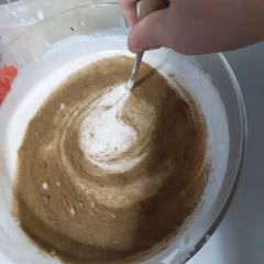 A picture of Yogurt sauce for chaat.