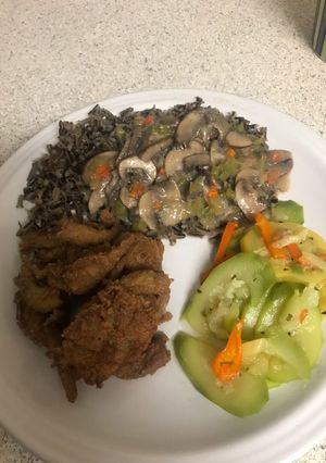 A picture of Alkaline - Dinner Plate.