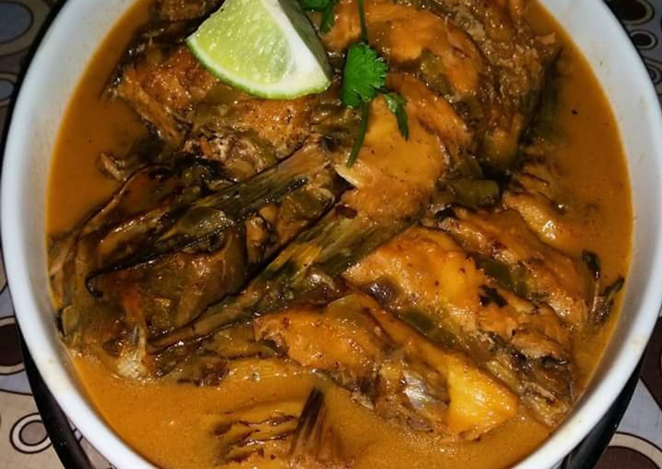 Pescado en salsa de coco