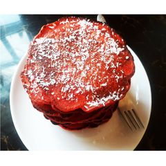 Apple Sauce Red Velvet Pancakes. #snacksrecipescontest A picture of Apple Sauce Red Velvet Pancakes. #snacksrecipescontest.