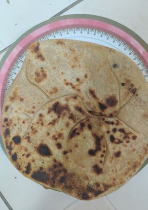 પૂરણપોળી (વેઢમી) રેસીપી મુખ્ય ફોટો