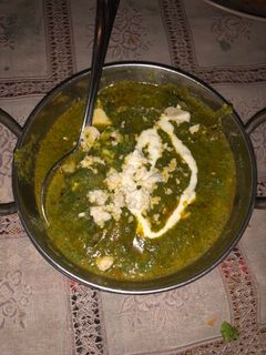 A picture of Palak paneer.
