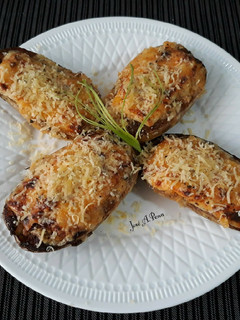 Una foto de Patatas al horno gratinadas con queso