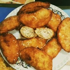 A picture of Sesame Seeds And Mawa Ghujiya.