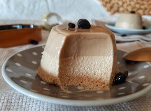 Foto di Panna cotta liquirizia e cardamomo