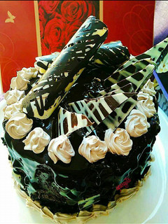 A picture of Choco truffle cake.