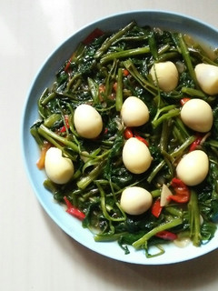 Foto resep Tumis Kangkung Telur Puyuh
