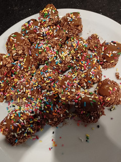Una foto de Trufas de avena y dulce de leche