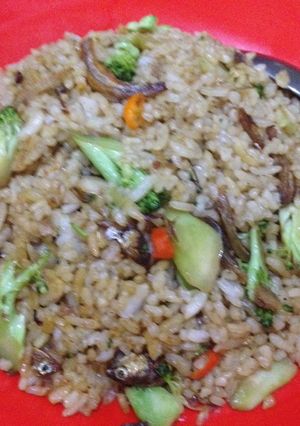 Foto resep Nasi goreng teri brokoli