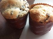 Una foto de pan de chocolate en panificadora