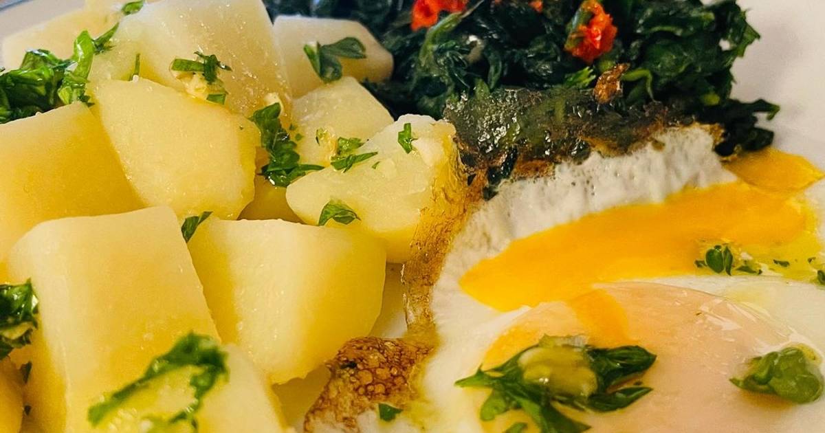 Ricetta Uova con erbette campagnole e patate lesse di Saverio Costantini -  Cookpad