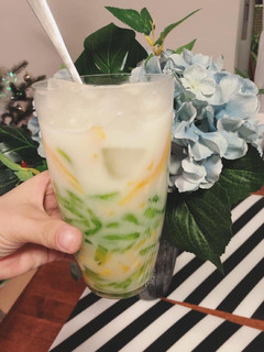 A picture of Southeast Asian Dessert •Easy Thai Style Homemade Cendol • Lod Chong Singapore.