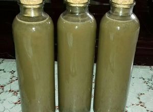 Hình của món Sữa Mè Đen Kỷ Tử Bổ Máu.