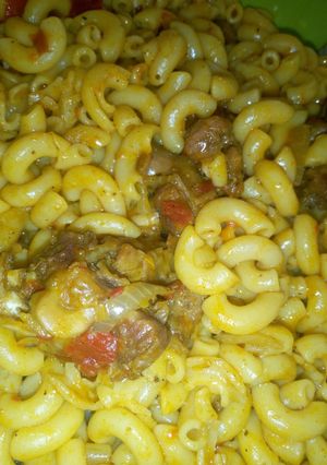 A picture of Jallof macaroni.