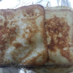 A picture of Bread omelet.