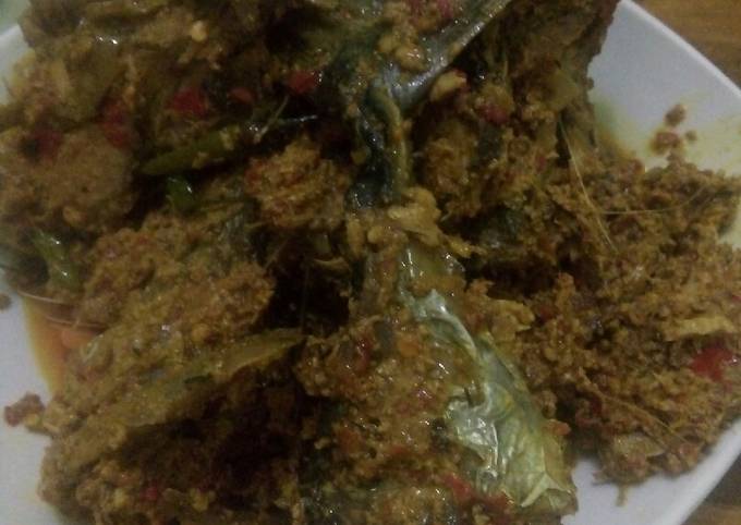 Rendang tuna asap khas pesisir