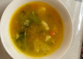 Soup with chicken 🍗rice 🌾and vegetables 🥦🥕