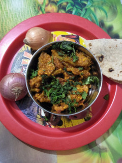કારેલા નુ શાક (karela sak recipe in Gujarati) રેસીપી મુખ્ય ફોટો