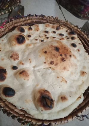 A picture of Assorted naan.