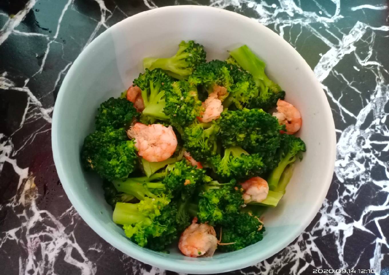 70. Brokoli Udang Rebus