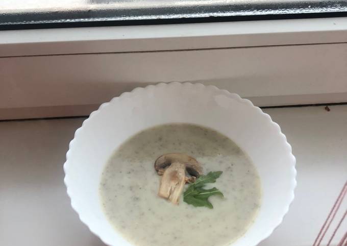 Суп-пюре из шампиньонов - пошаговый рецепт с фото