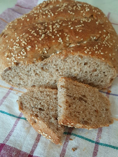 Magvas félbarna kenyér recept fotója
